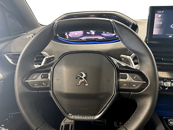 Peugeot 5008 8 of 16