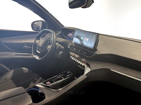 Peugeot 5008 12 of 16