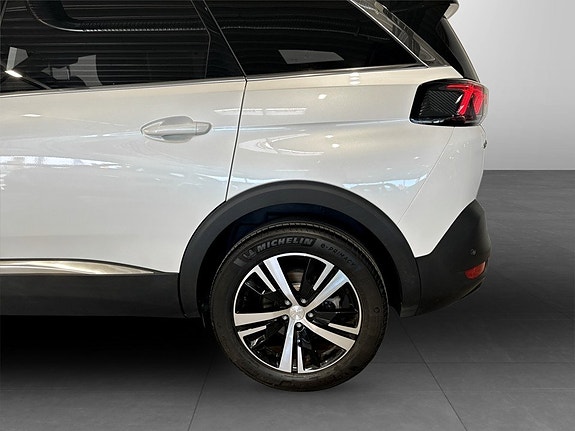 Peugeot 5008 15 of 16