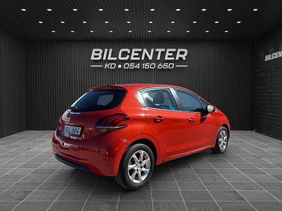Peugeot 208 7 of 19