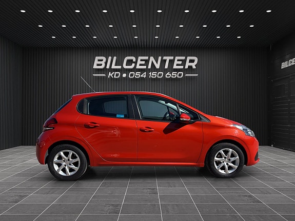 Peugeot 208 5 of 5