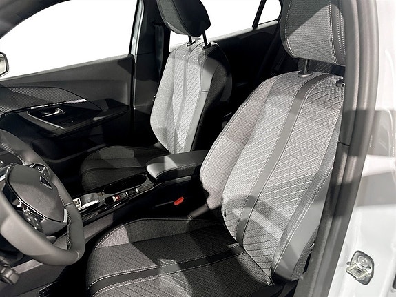 Peugeot 2008 5 of 13