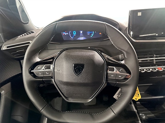 Peugeot 2008 13 of 13
