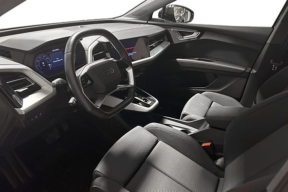 Audi Q4 Sportback e-tron 4 of 5