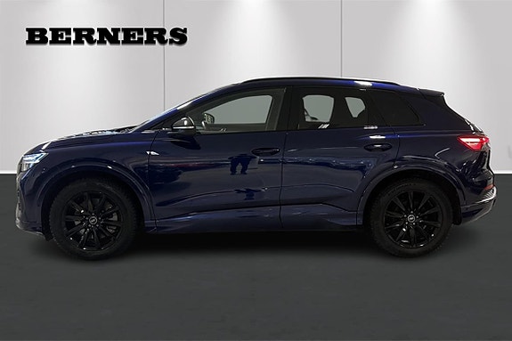Audi Q4 Sportback e-tron 2 of 5
