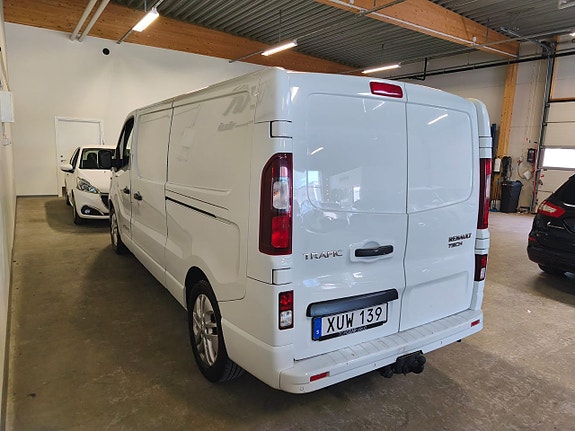 Renault Trafic 4 of 5