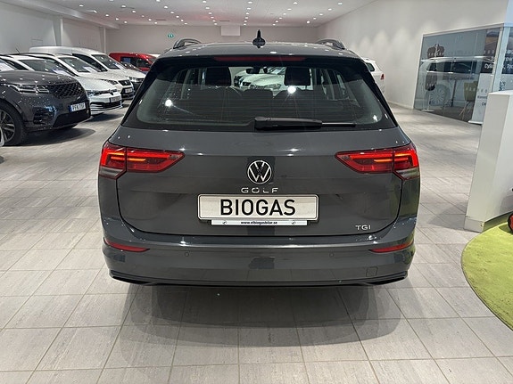 Volkswagen Golf VIII 5 of 11