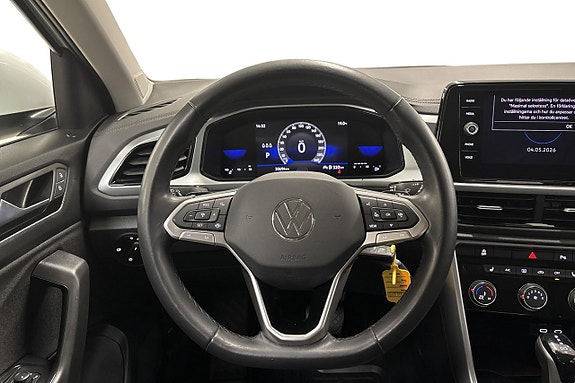 Volkswagen T-Roc 12 of 21