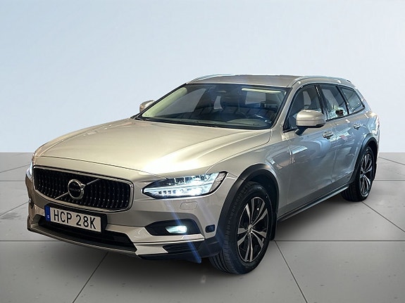 Volvo V90 Cross Country 16 of 18