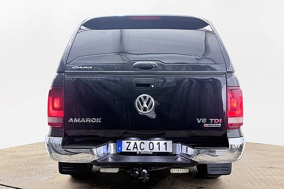 Volkswagen Amarok 8 of 30