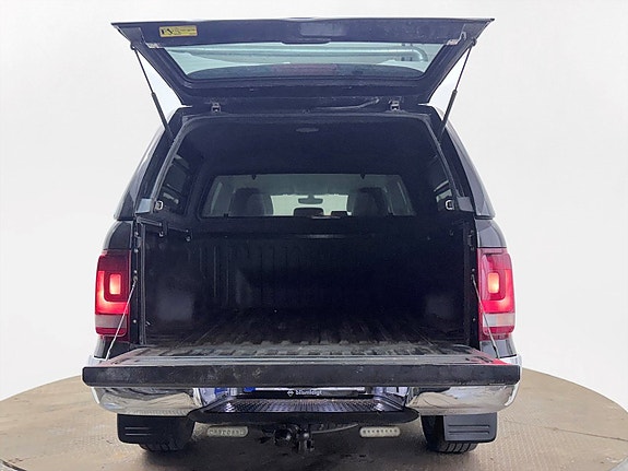 Volkswagen Amarok 10 of 30