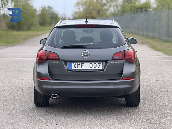 Opel Astra 13 of 14