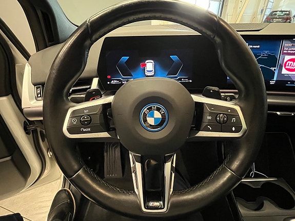BMW 230e 16 of 18