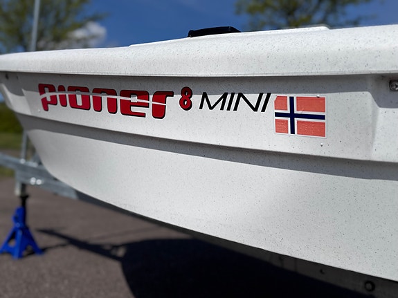 Pioner 8 Mini | Suzuki 2,5 | trailer | År 2021 3 of 11