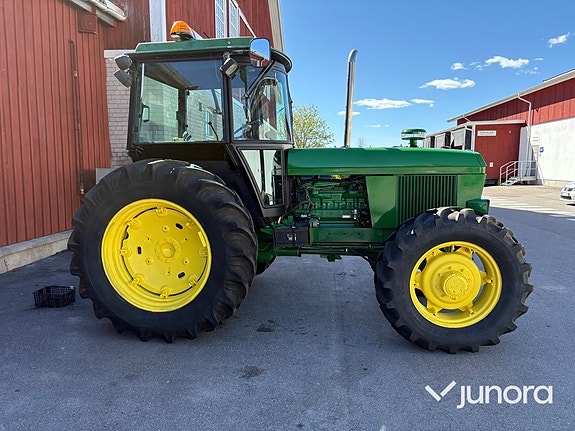 Traktor - John Deere, 3140 MFWD, 4WD 4 of 5