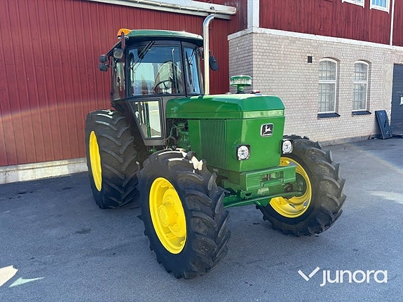 Traktor - John Deere, 3140 MFWD, 4WD 3 of 5
