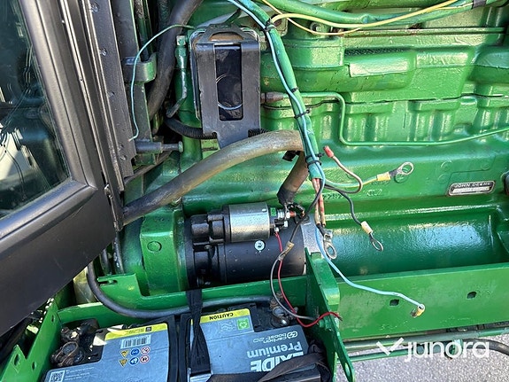 Traktor - John Deere, 3140 MFWD, 4WD 16 of 30