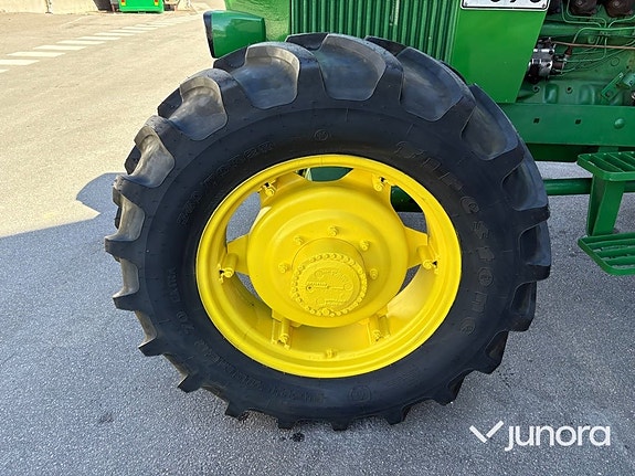 Traktor - John Deere, 3140 MFWD, 4WD 11 of 30
