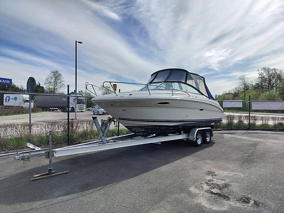 Sea Ray Weekender 225 ink trailer