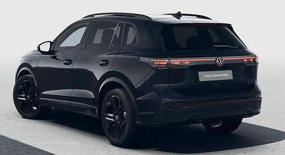 Volkswagen Tiguan 3 of 7