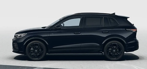 Volkswagen Tiguan 2 of 7