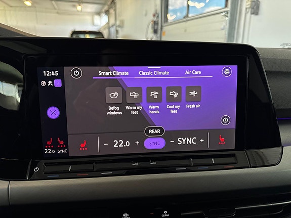 Volkswagen Golf Alltrack 25 of 26