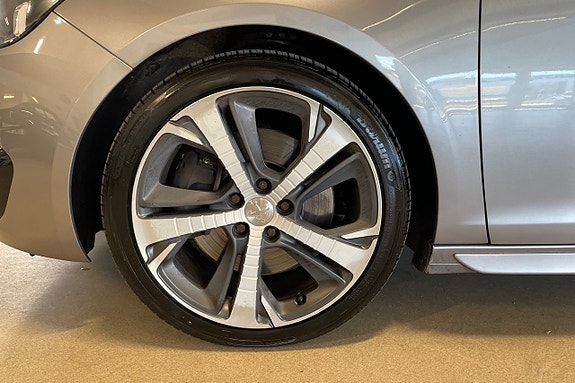 Peugeot 308 SW 5 of 28