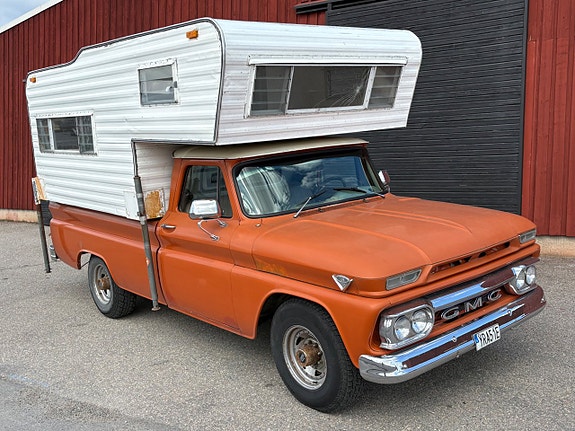 GMC Pickup med Camper