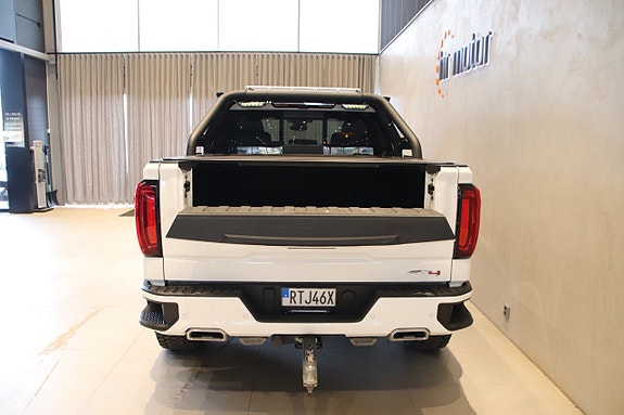 GMC Sierra 1500 6 of 17
