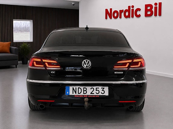 Volkswagen CC 4 of 5