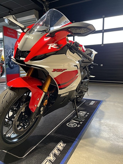 Yamaha YZF-R7 70th Anniversary / NU: 124 900kr! 4 of 16