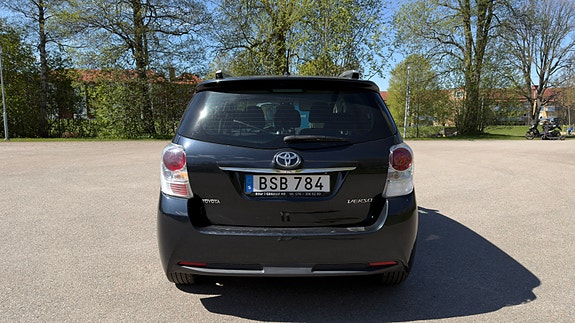 Toyota Verso 4 of 5