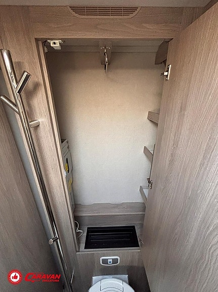 Kabe ROYAL 630 E2-TDL KS / Mover / AC / Luftmarkis* 19 of 27