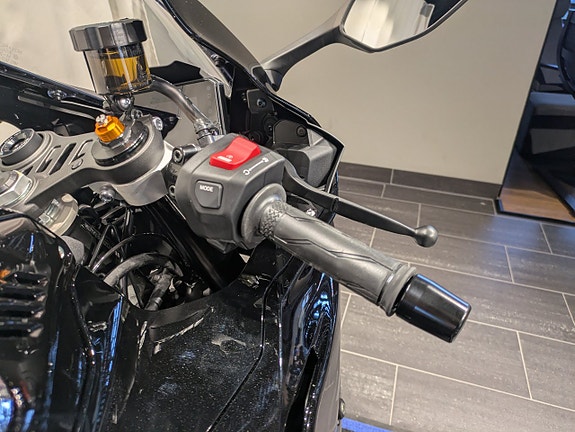 Yamaha YZF-R7 Tech Black /  Omg lev! 10 of 18