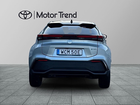 Toyota C-HR 5 of 5