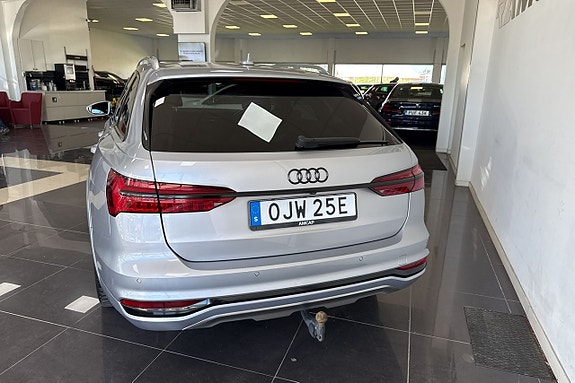 Audi A6 allroad 12 of 18
