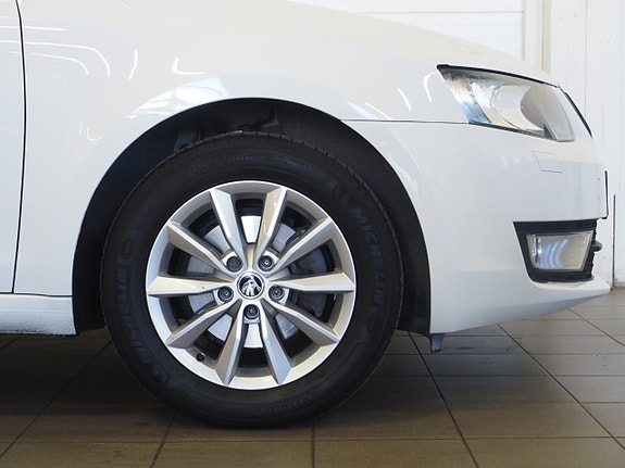 Skoda Octavia 8 of 24