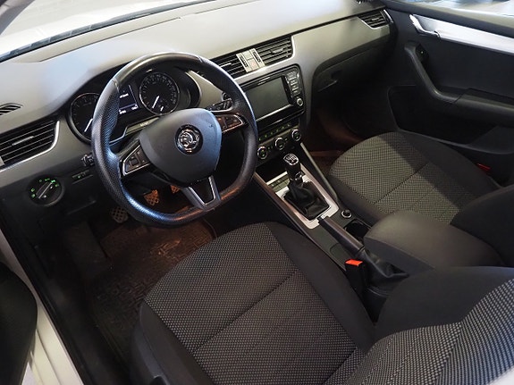 Skoda Octavia 15 of 24
