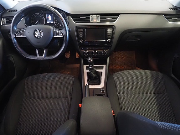 Skoda Octavia 12 of 24