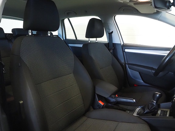 Skoda Octavia 10 of 24