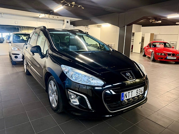 Peugeot 308 SW 6 of 15