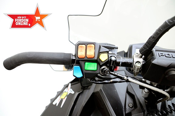 Polaris Titan S4 Adventure *MOMSAD 8 of 10