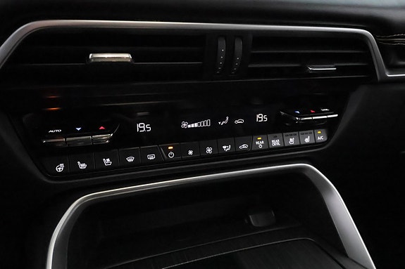Mazda CX-80 25 of 28