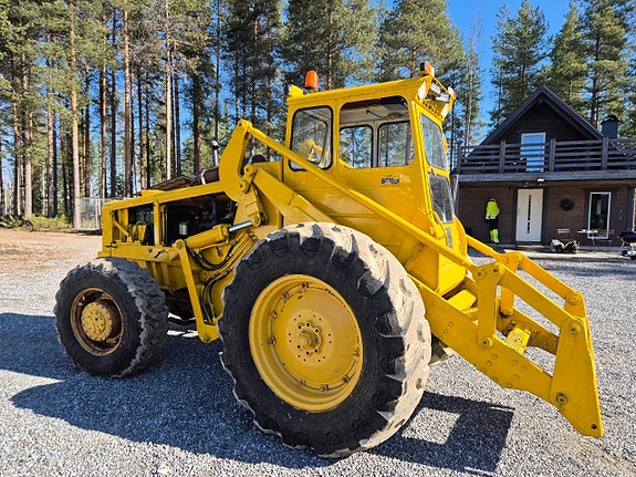 Volvo BM LM 840 Baklastare Gårdstraktor fint skick klassiker 7 of 12