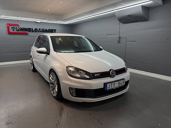 Volkswagen Golf I 2 of 5
