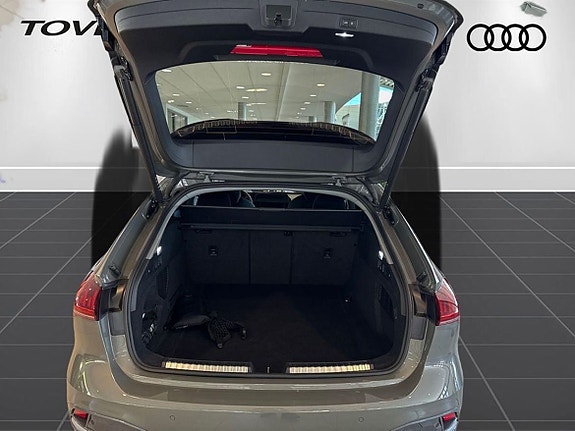 Audi A5 9 of 18