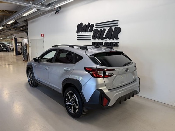 Subaru Crosstrek 3 of 9