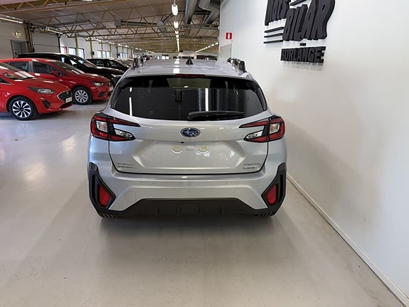Subaru Crosstrek 4 of 9
