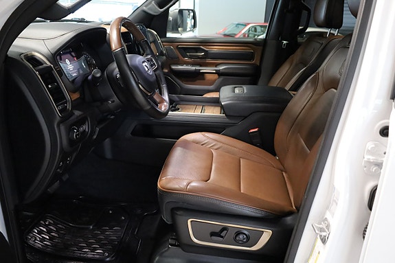 Dodge RAM 1500 8 of 25