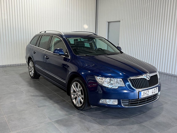 Skoda Superb 3 of 5